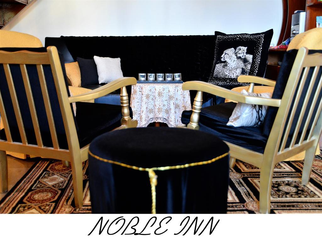 Noble Inn Loutráki Rum bild